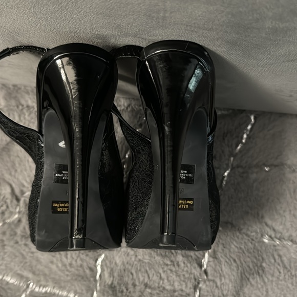 GUESS size 5 1/2 lace slip on heel with peekaboo toe - Picture 5 of 6